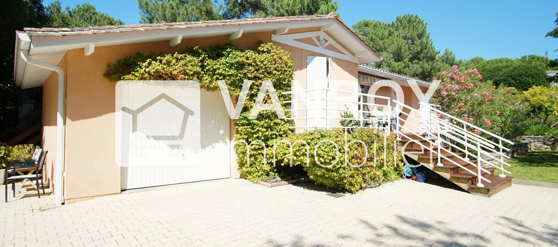 Sous compromisSous compromis par VANROY Immobilier !Arcachon – Abatilles / Villa T7 de plain pied